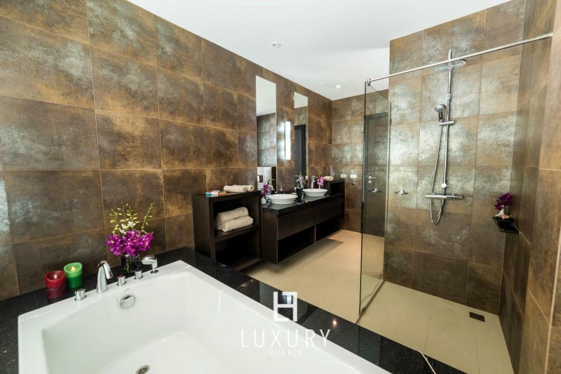 5 Bedroom Amazing Pool Villa In Resort Ts1 หัวหิน ภายนอก รูปภาพ
